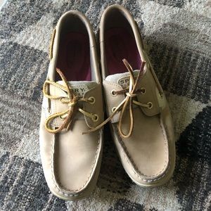 Sperry Topsiders